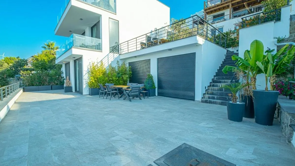 Villa Ella Sea View Yalikavak Shared Pool Bodrum